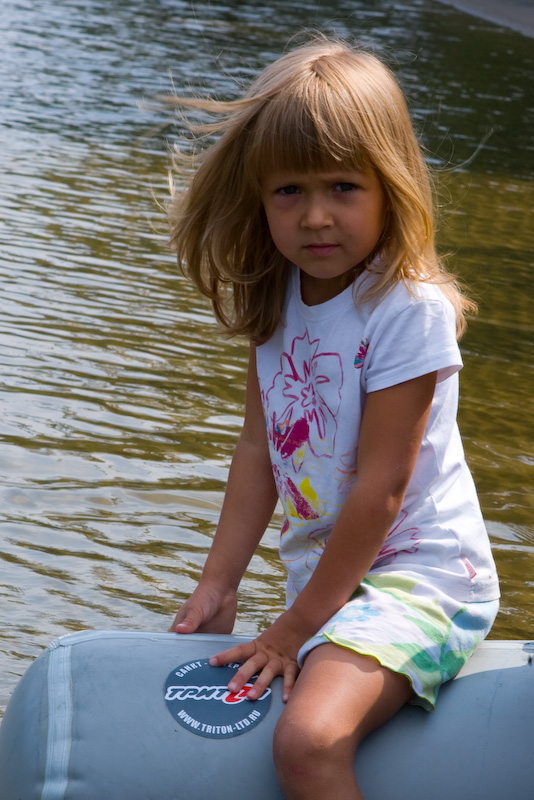 ISO 100; 1/125 sec at f / 11; 70 mm by 24.0-70.0 mm